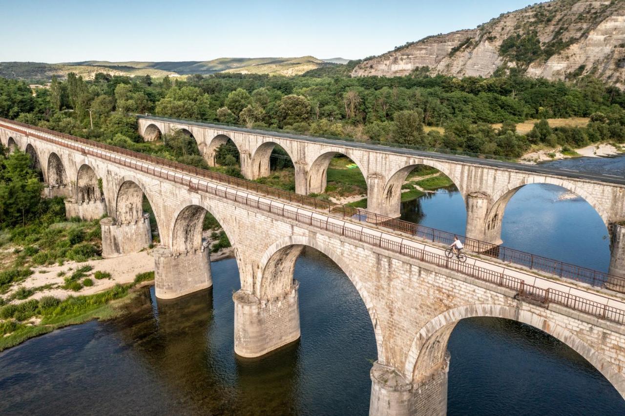 Camping RCN La Bastide en Ardèche Sampzon Esterno foto