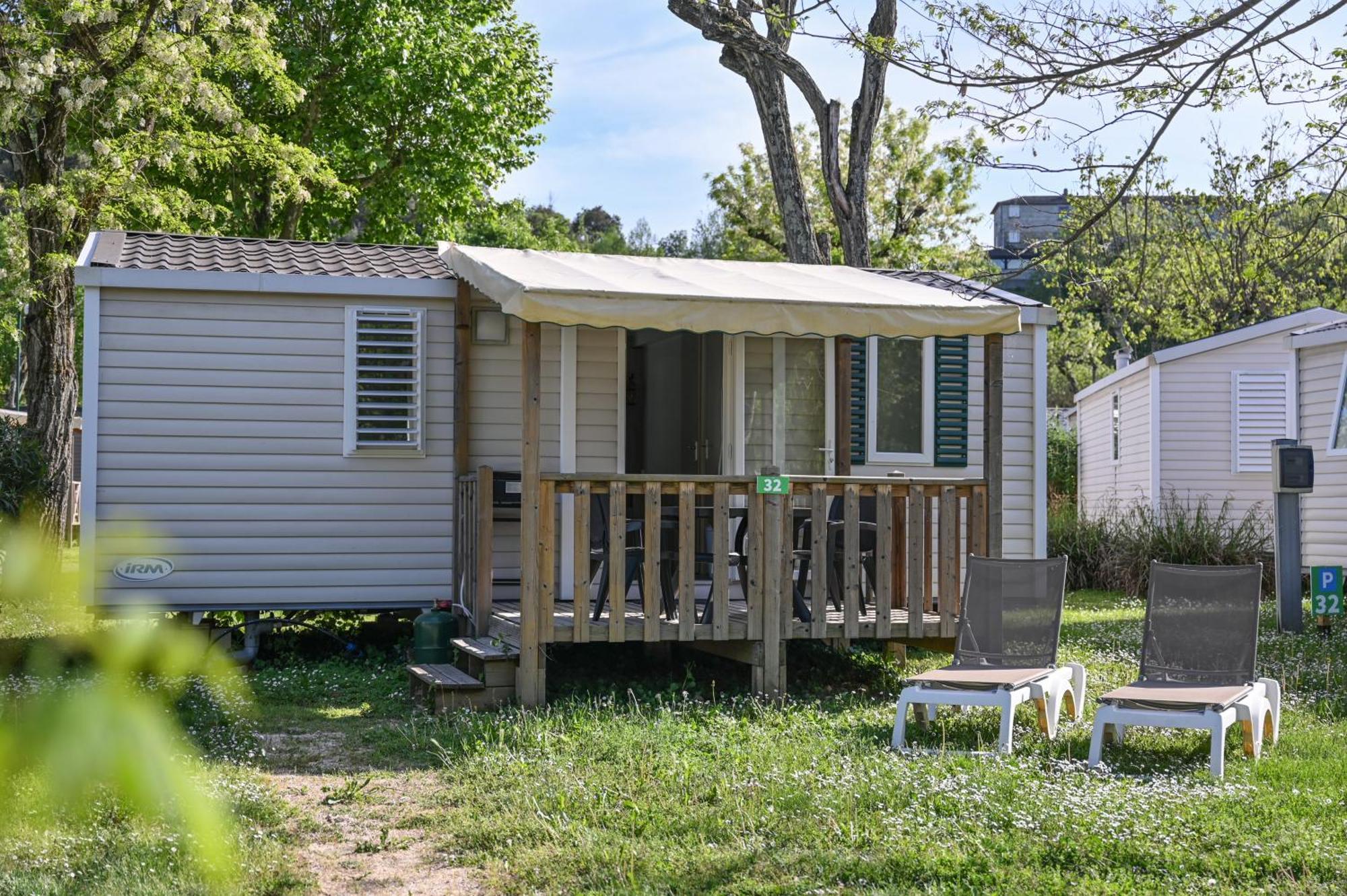 Camping RCN La Bastide en Ardèche Sampzon Camera foto
