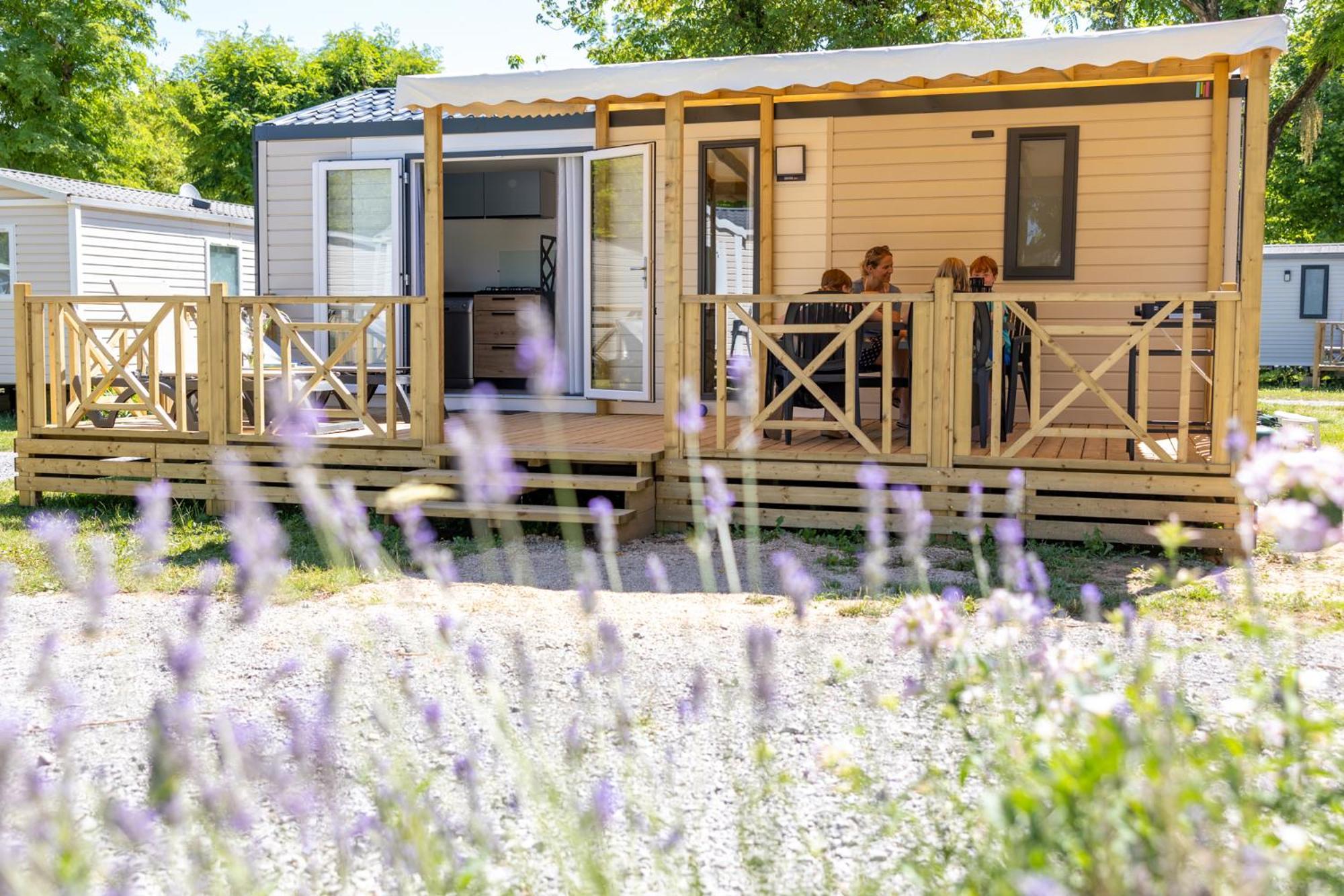 Camping RCN La Bastide en Ardèche Sampzon Camera foto
