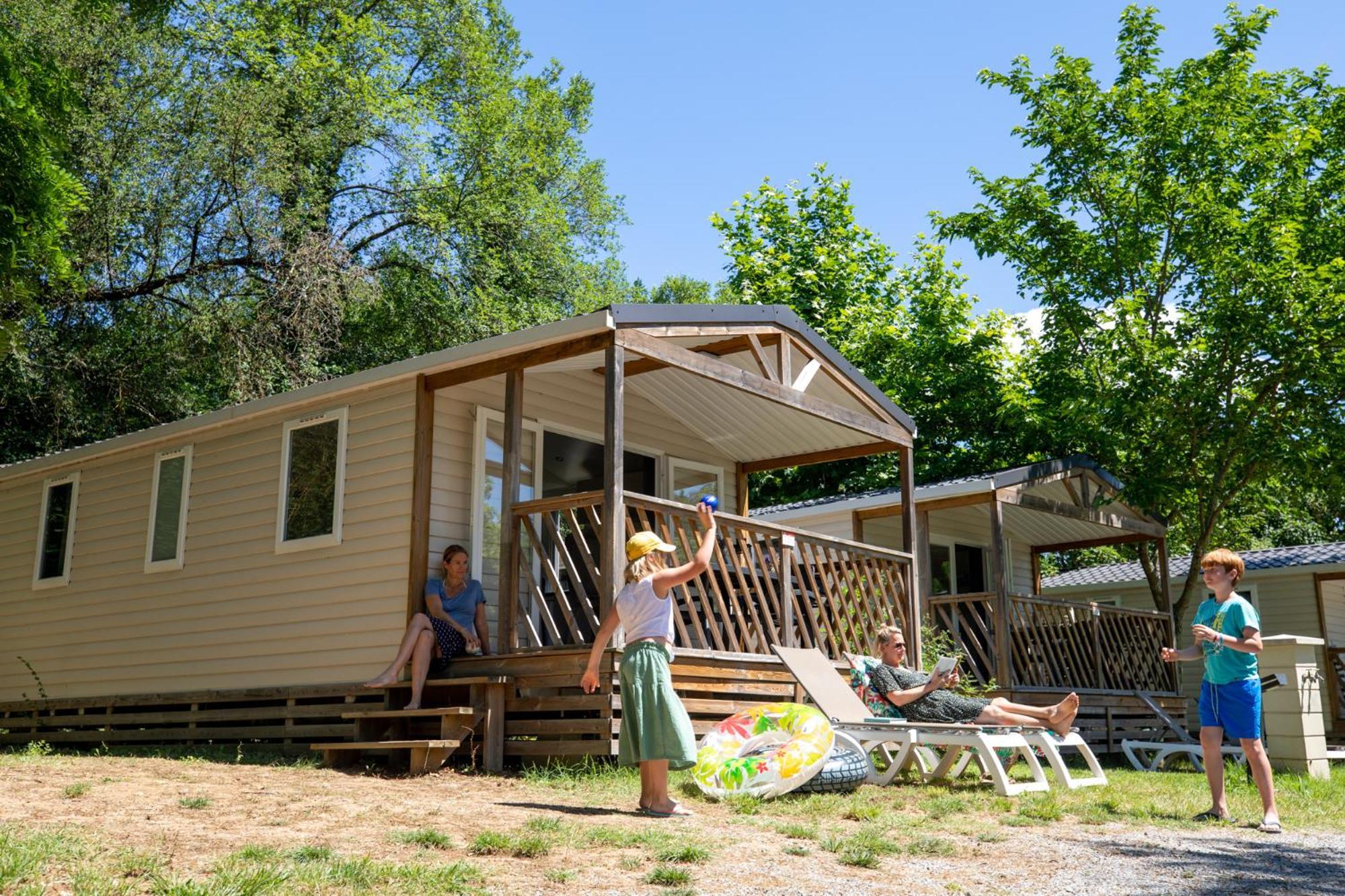 Camping RCN La Bastide en Ardèche Sampzon Camera foto