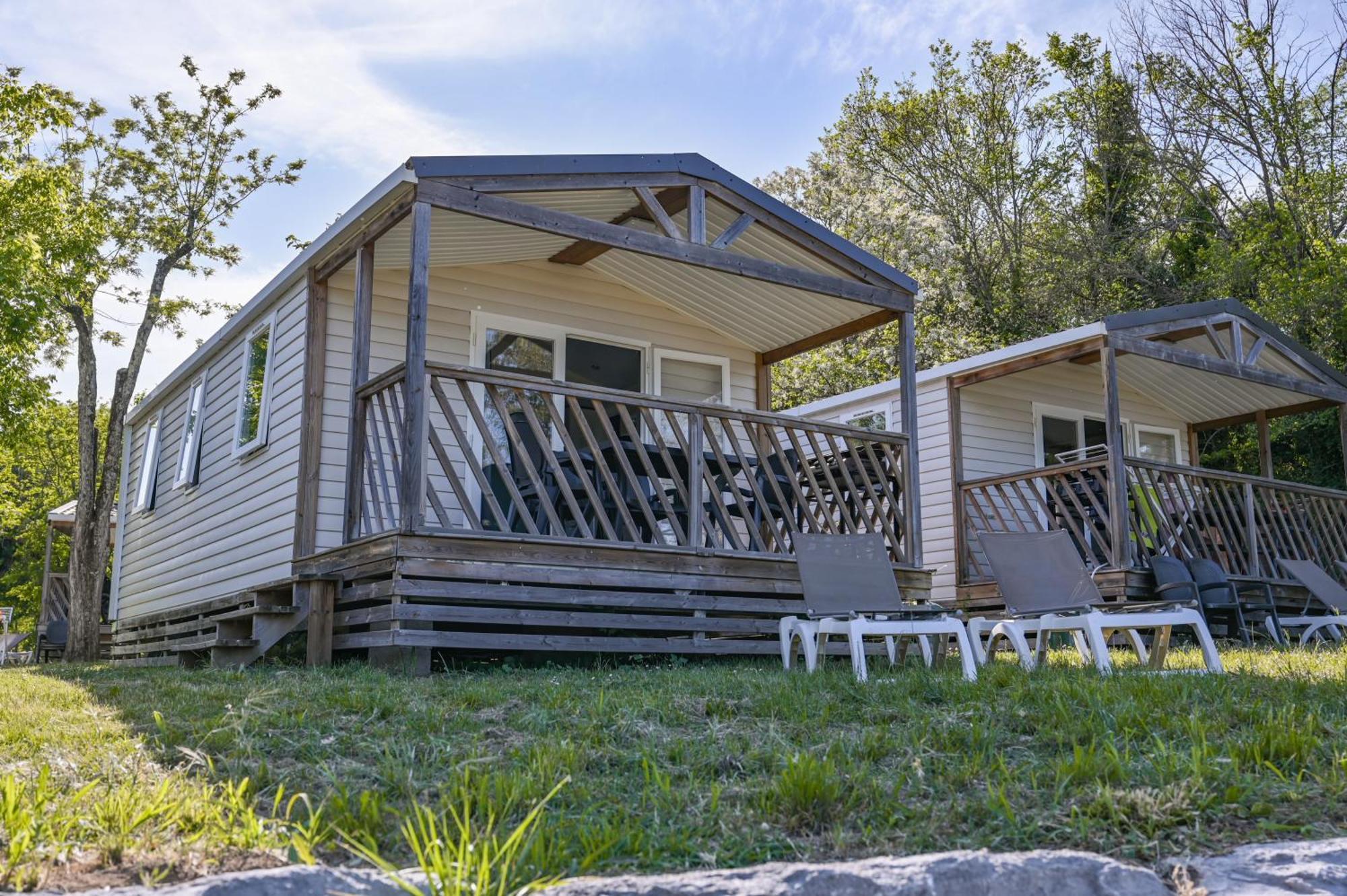 Camping RCN La Bastide en Ardèche Sampzon Camera foto
