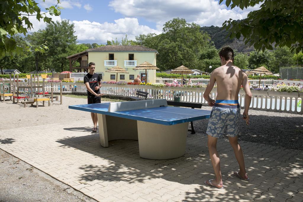 Hotel Camping RCN La Bastide en Ardèche Sampzon Esterno foto